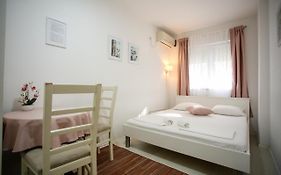Guesthouse Aurora